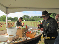 Confederates eating Shellfish